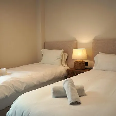 Gem Apartment *